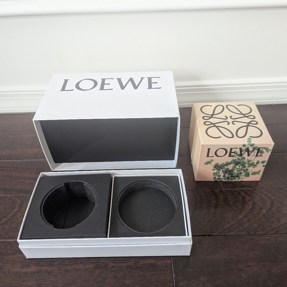 Authentic Loewe Oregano Soap & Candle set boxes - EMPTY BOXES ONLY - Picture 3 of 9